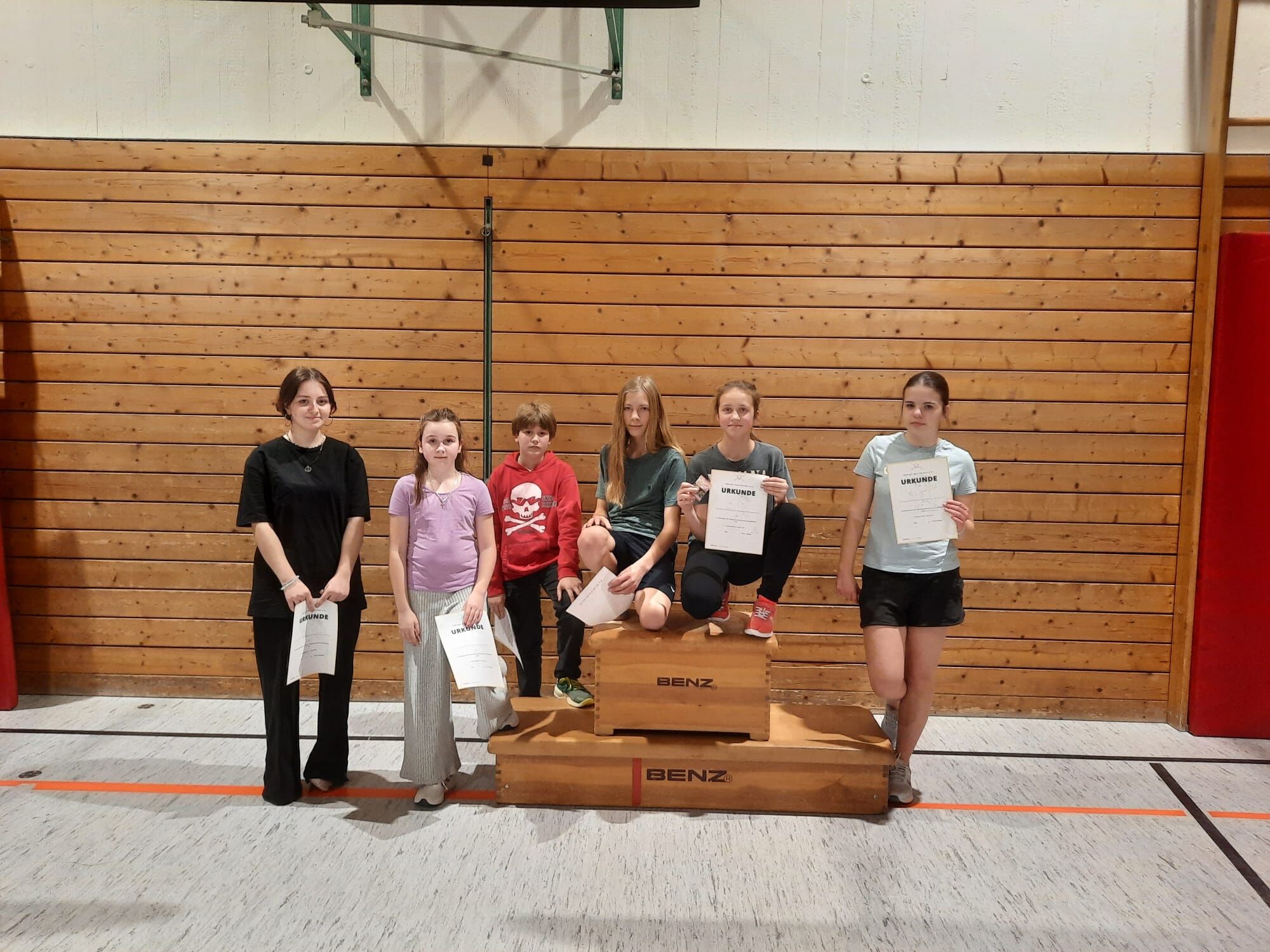 2025 Adventsturnier Ü11 Viktoriya Kristina Yeva Erika Leander Maris IMG 20251216 WA0001